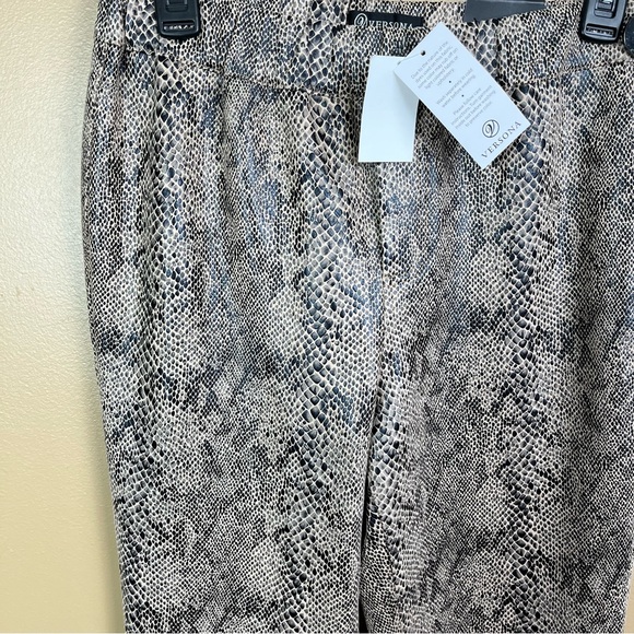 NEW Snakeskin Versona Pants Women's Size Medium - Picture 1 of 13